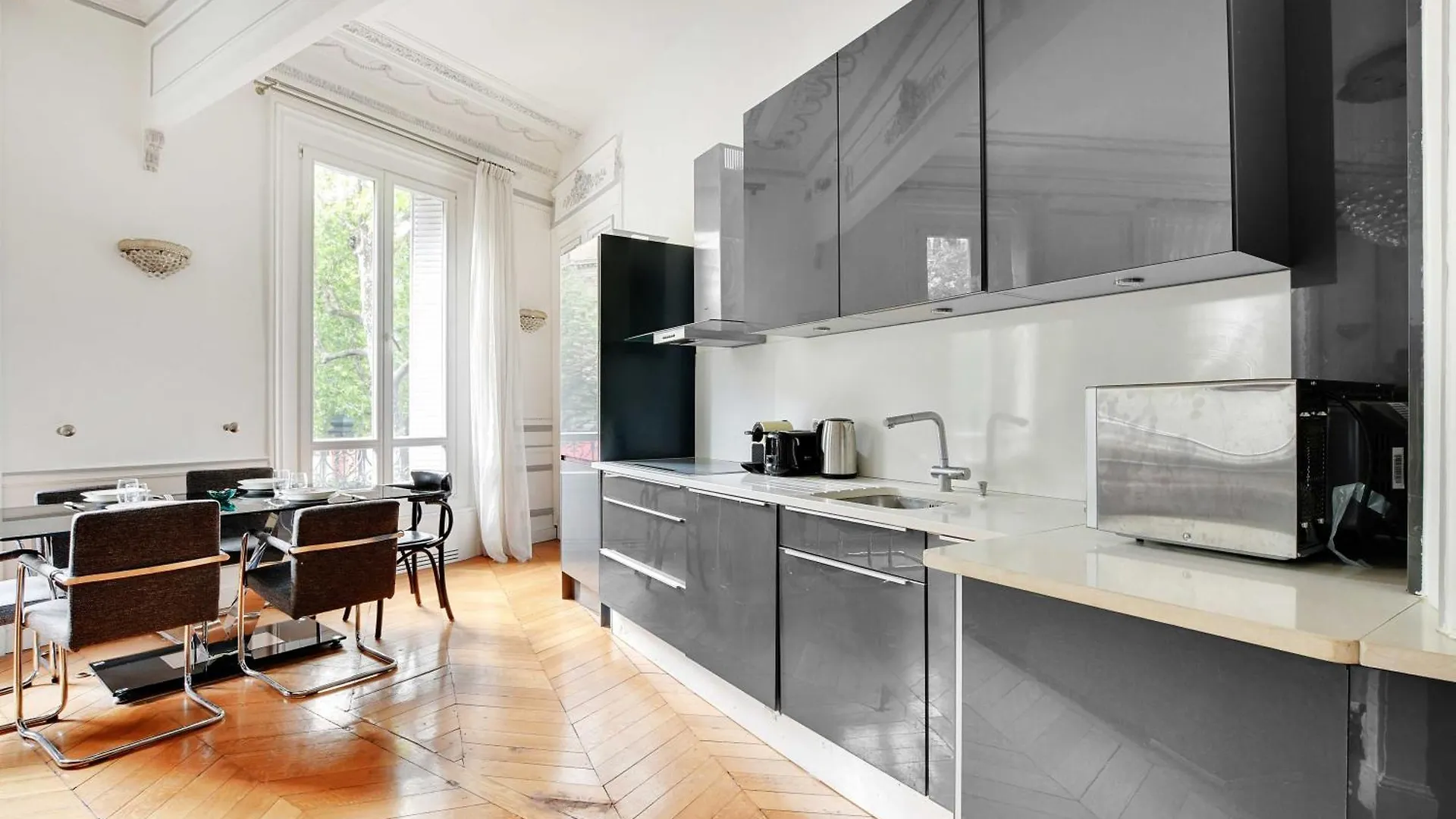 Magnificent Appt - 2Bd-4P - Georges V - Champs-Elysees Apartment Paris