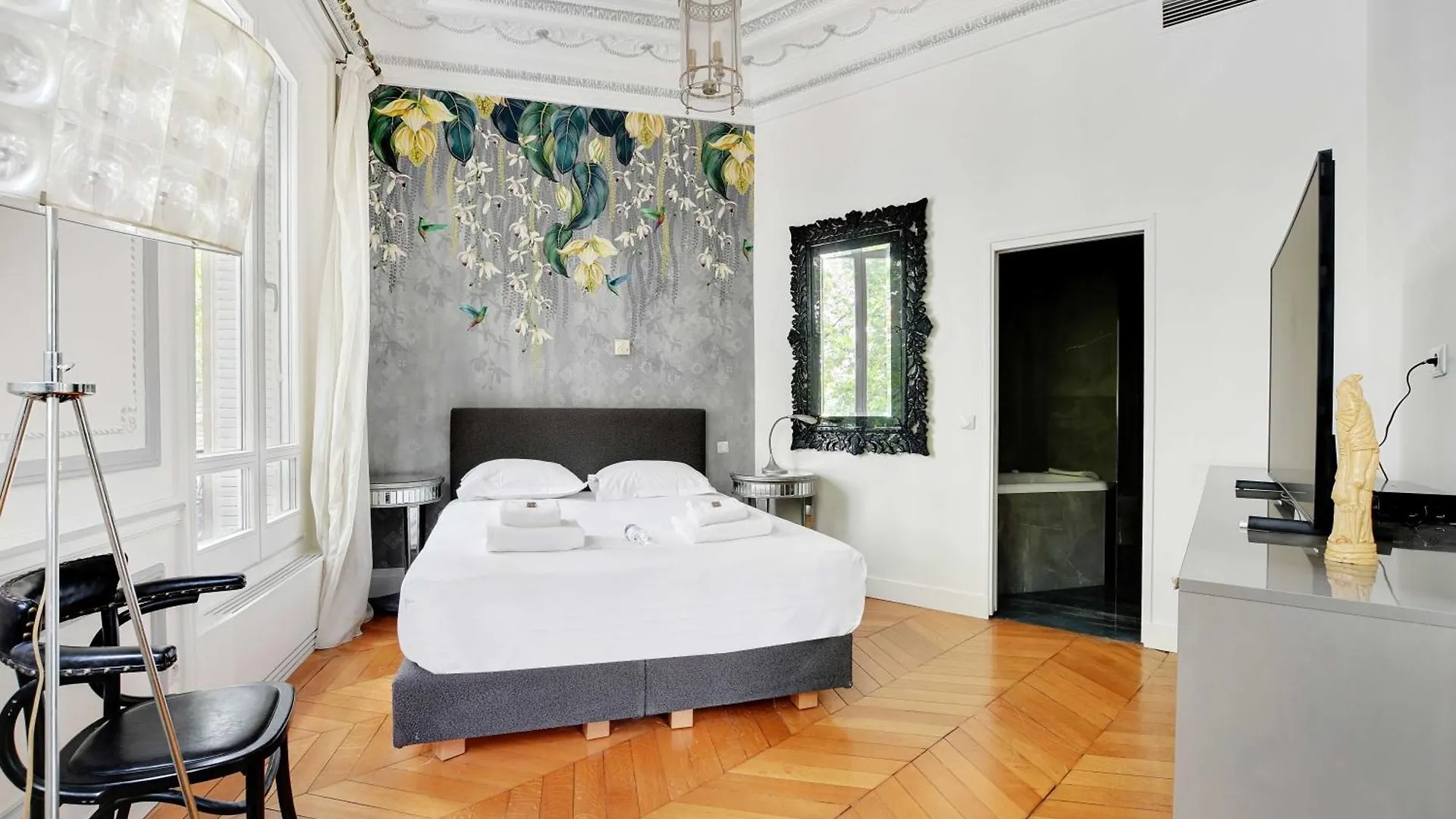Magnificent Appt - 2Bd-4P - Georges V - Champs-Elysees Apartment Paris