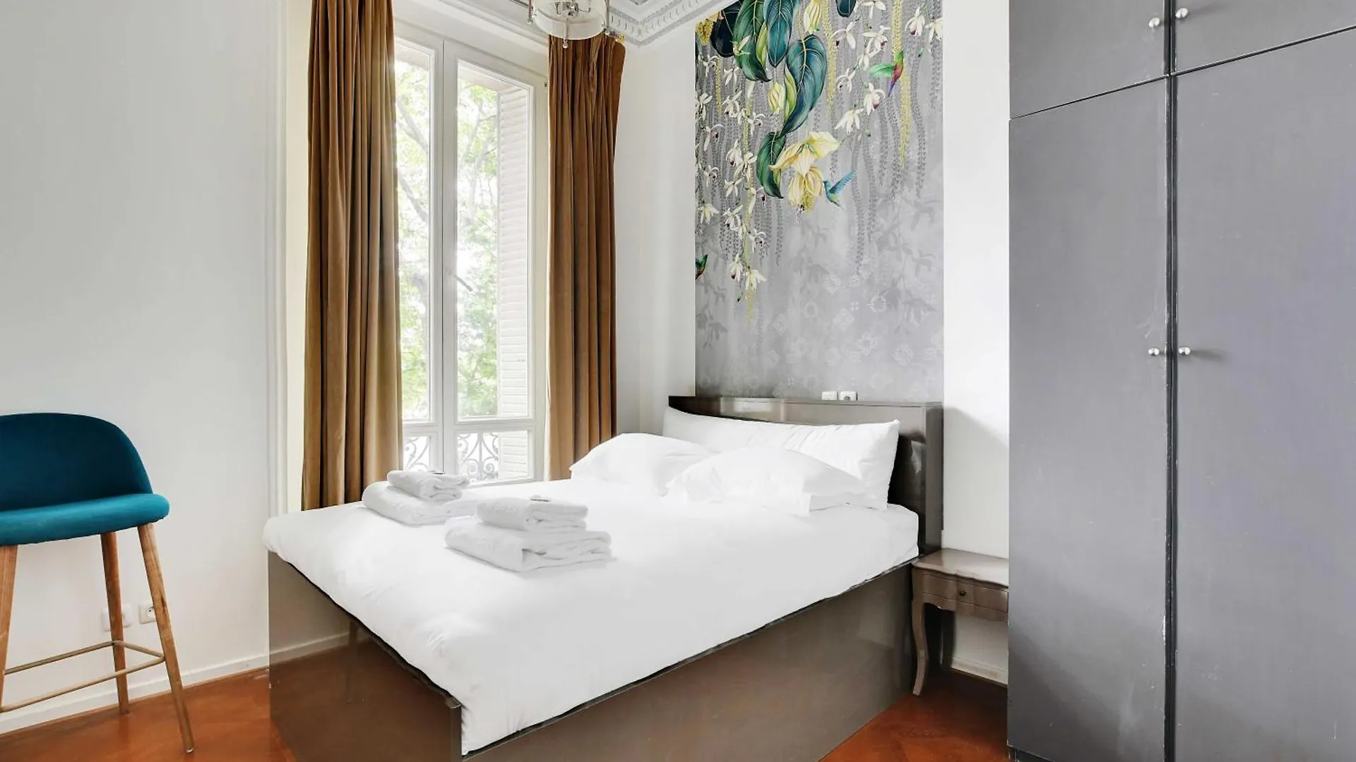 Magnificent Appt - 2Bd-4P - Georges V - Champs-Elysees Apartment Paris